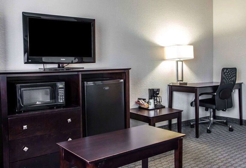 هتل Quality Inn & Suites Ankenydes Moines