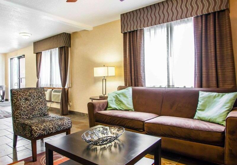 هتل Quality Inn & Suites Ankenydes Moines