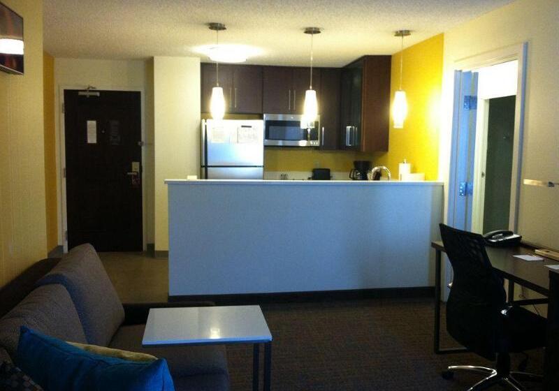 هتل Residence Inn By Marriott Ann Arbor North