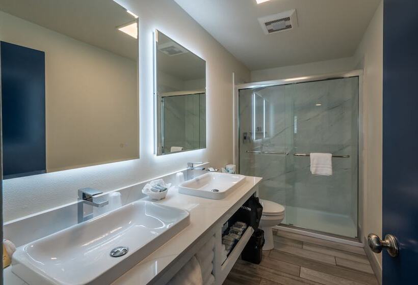 فندق على الطريق Bandon Inn