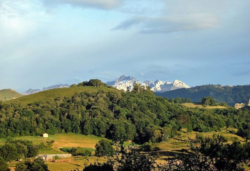بنسيون Balcon Picos De Europa