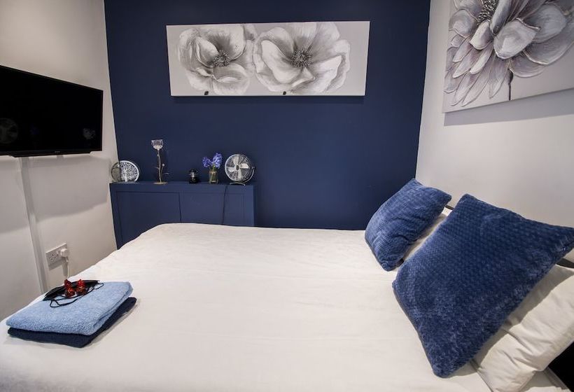 بنسيون Beautiful Rooms Near Excel Center