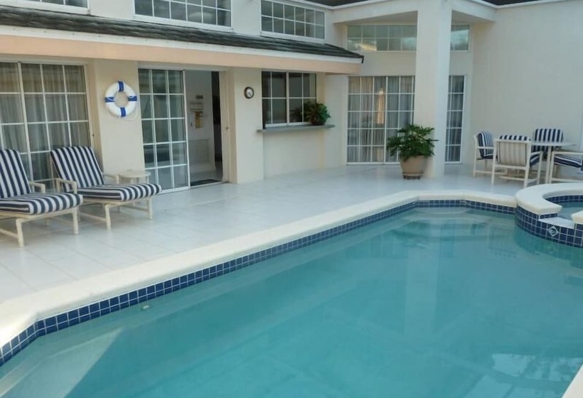 Sm226143   Lindfields   3 Bed 3 Baths Villa