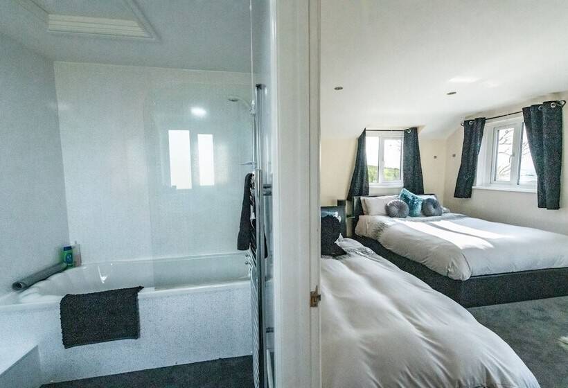 Bunny Meadows Farmhouse