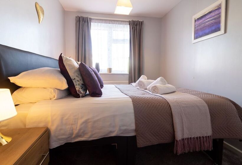 膳宿费 Rivermead Serviced Accommodation