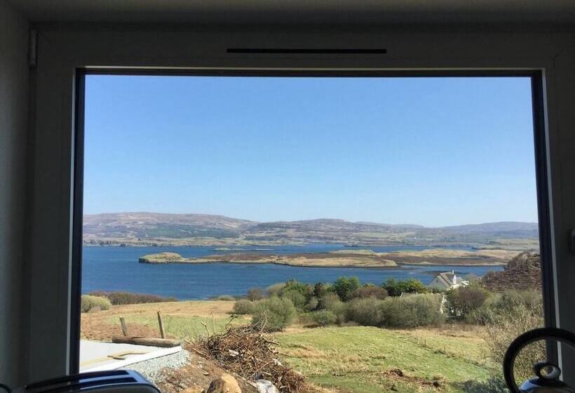 Immaculate 2 Bed House In Colbost