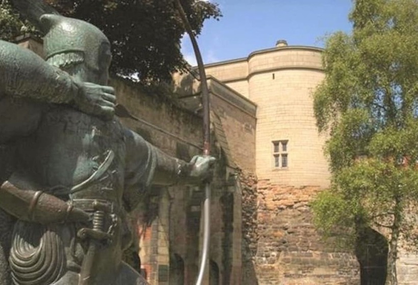 Onpoint Apartments Deluxe Apartment City Centre Ideal Location!