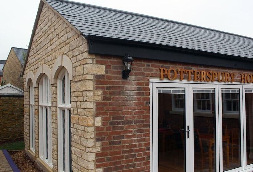 مبيت وإفطار Potterspury House