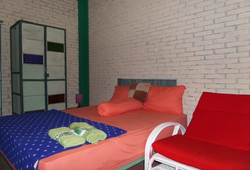 فندق Omah Ndeliq Jogja