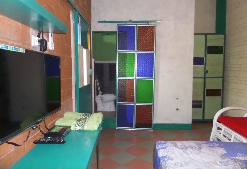 فندق Omah Ndeliq Jogja