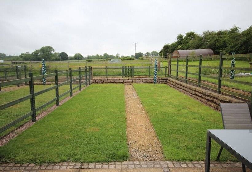 Whitley Elm Cottages