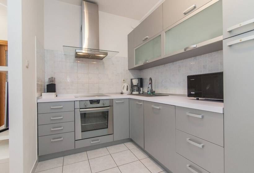 Apartment Mirela