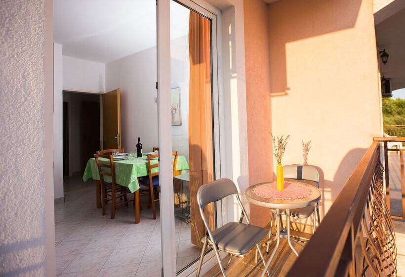 Apartments Adriana