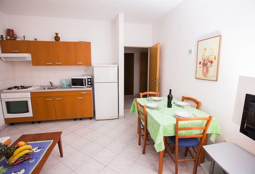 Apartments Adriana