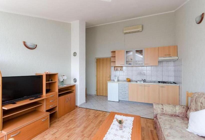Apartments Krunoslav