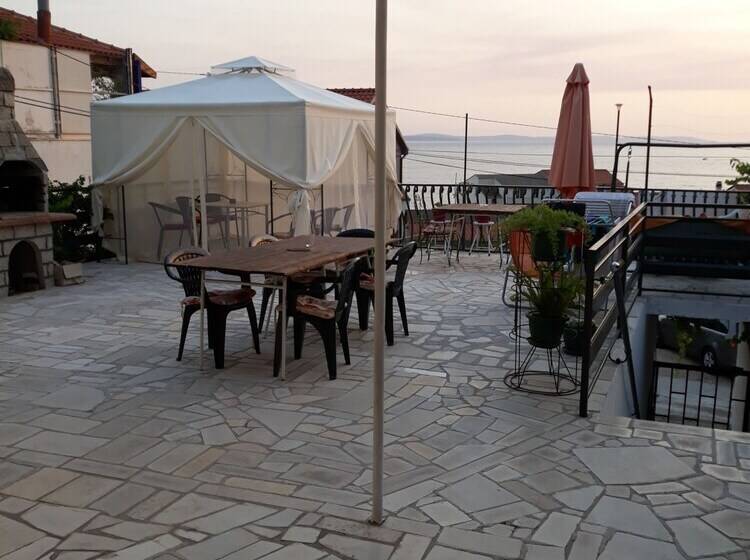 Apartments Nazor