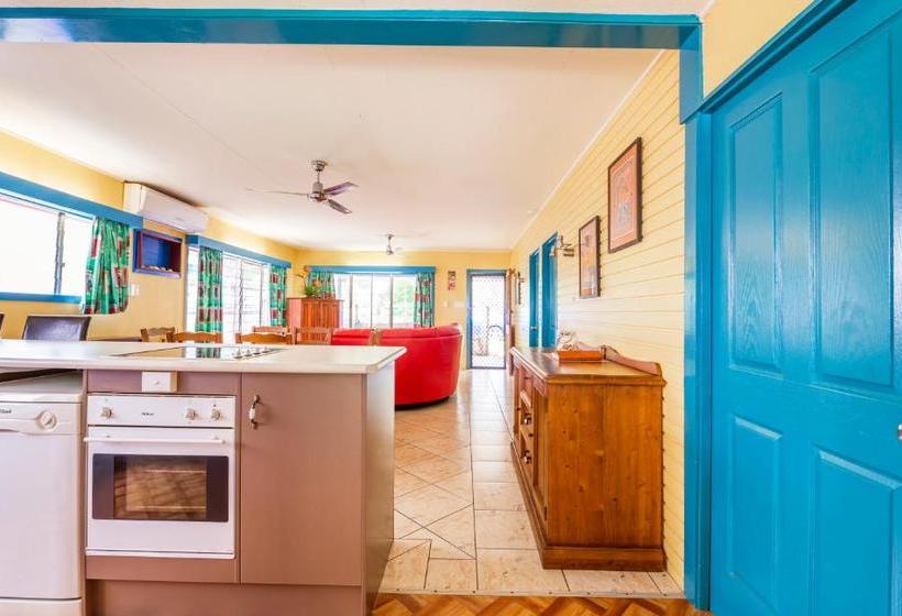 Clifton Beach House