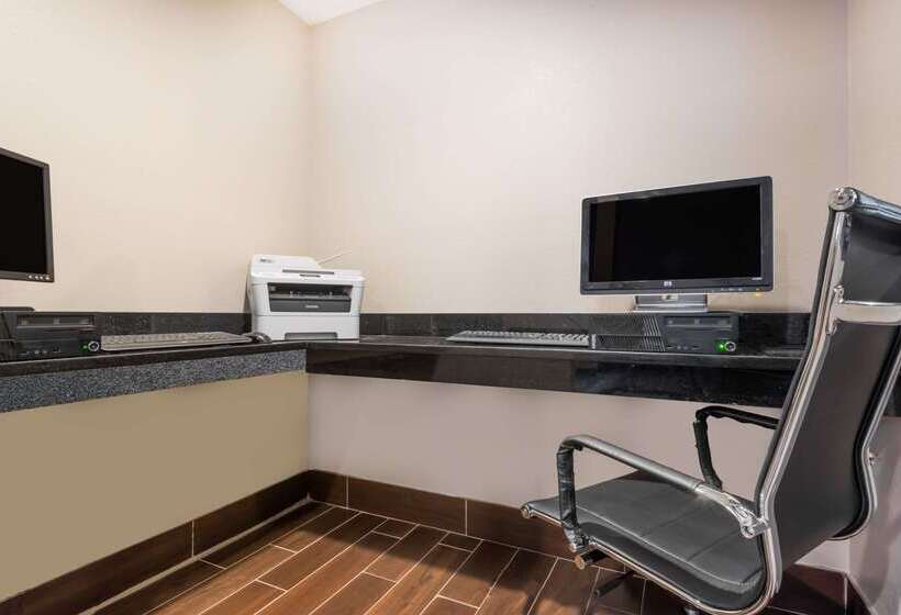 هتل Baymont By Wyndham Georgetown