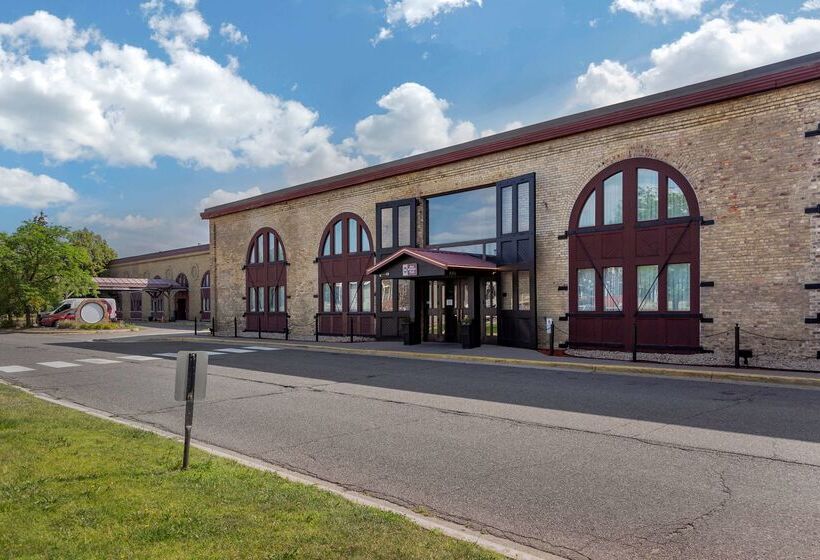 هتل Best Western Plus Como Park