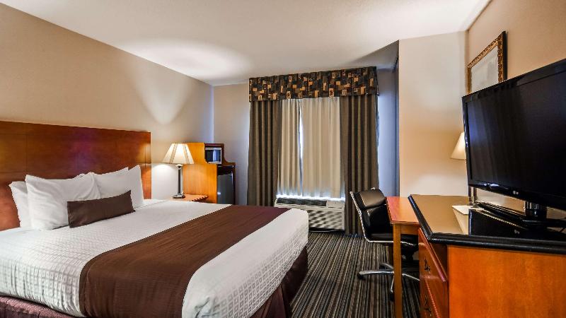 فندق Best Western Plus Twin View Inn & Suites