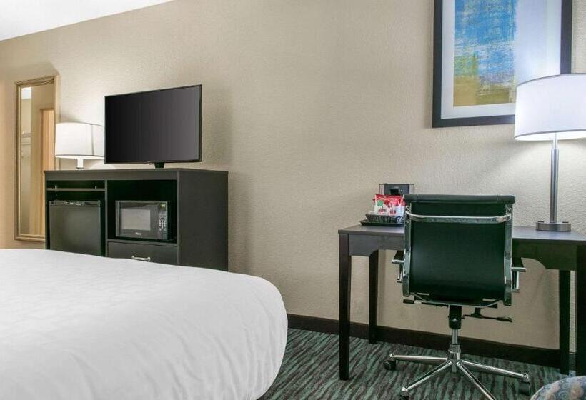 호텔 Quality Inn Dayton Airport