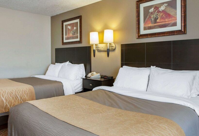 בית מלון כפרי Comfort Inn Near Ouabache State Park