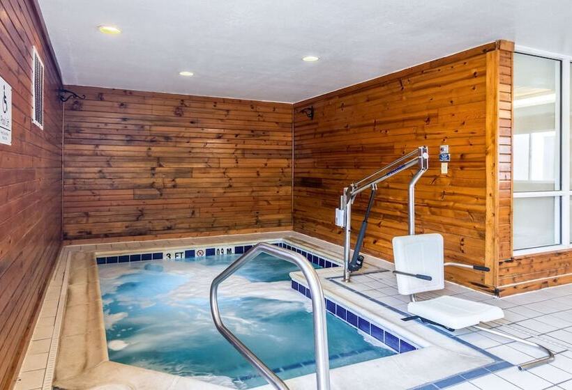 酒店 Comfort Inn & Suites  Hannibal