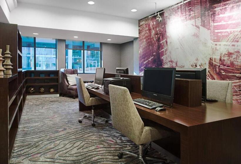 هتل Courtyard Miami Downtown Brickell Area