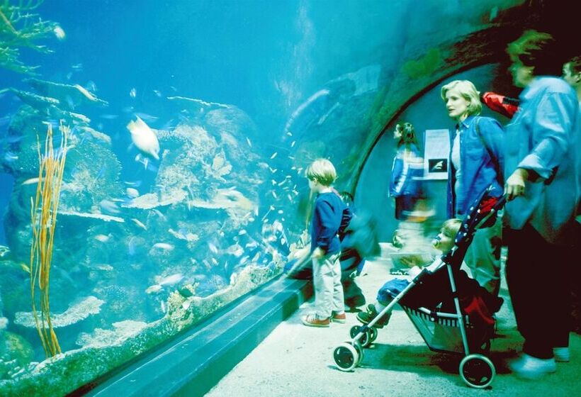 ホテル Crowne Plaza Denver International Airport, An Ihg