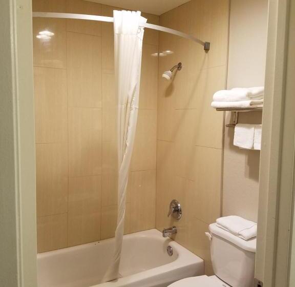 酒店 Days Inn By Wyndham Ennis