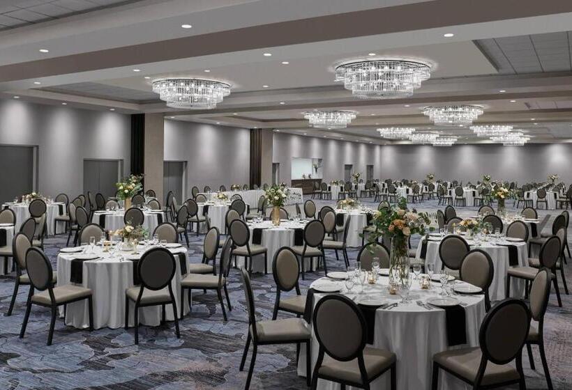 Delta Hotels By Marriott Denver Thornton