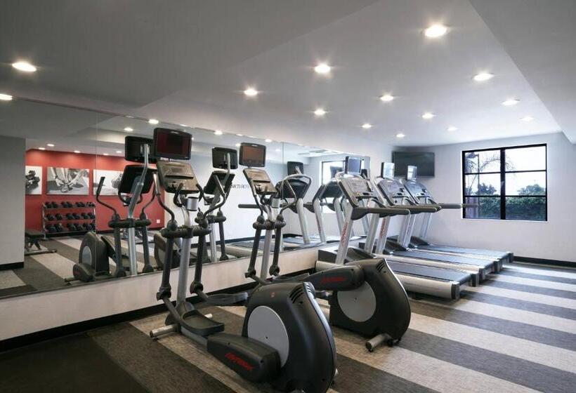 هتل Fairfield Inn & Suites By Marriott Camarillo