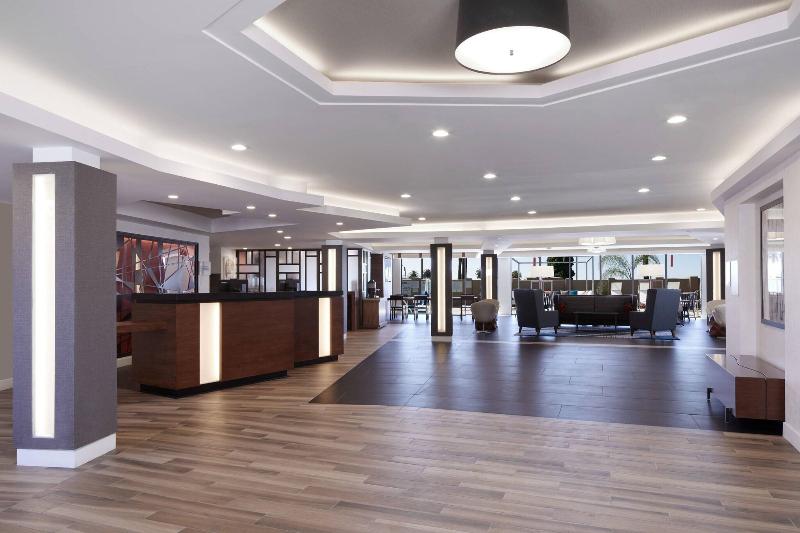 هتل Fairfield Inn & Suites By Marriott Camarillo