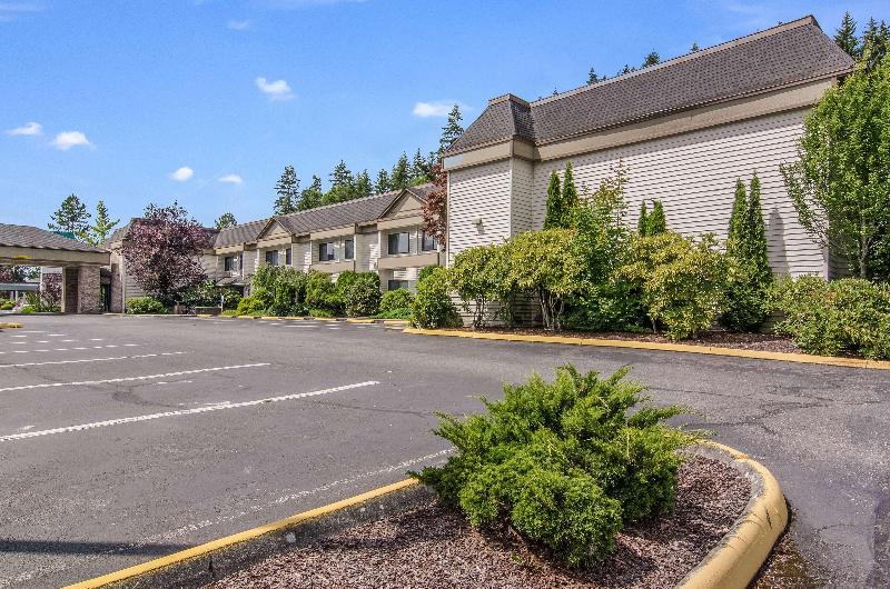 فندق Guesthouse Inn & Suites Poulsbo