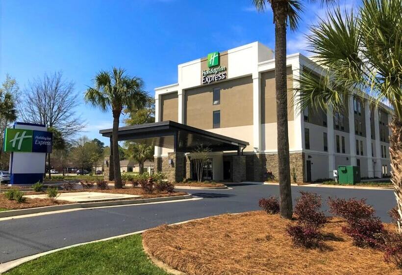 ホテル Holiday Inn Express Statesboro, An Ihg