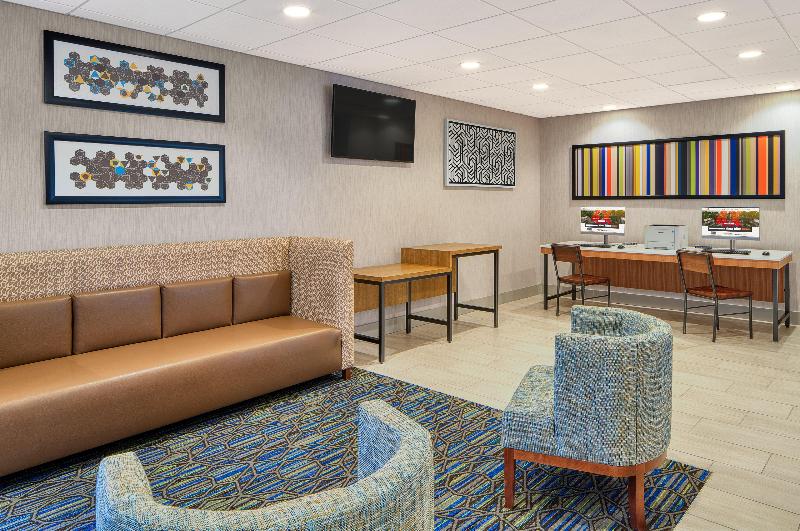 ホテル Holiday Inn Express Statesboro, An Ihg