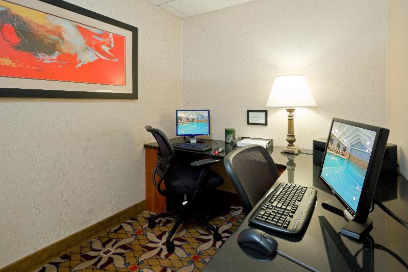 هتل Holiday Inn South Plainfield Piscataway, An Ihg