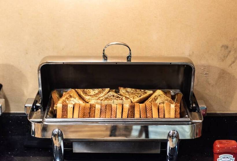 هتل Holiday Inn South Plainfield Piscataway, An Ihg