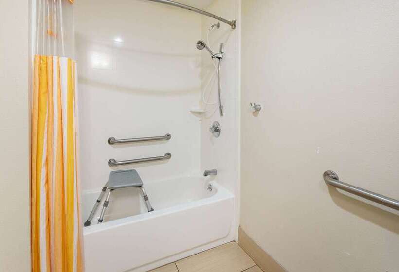 فندق La Quinta By Wyndham Lagrange / I 85