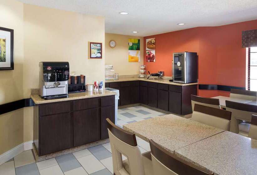 בית מלון כפרי Quality Inn Baytown  Houston East