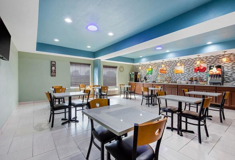 בית מלון כפרי Quality Inn