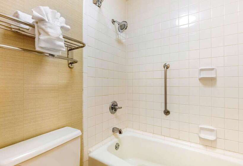 호텔 Quality Inn Exit 4