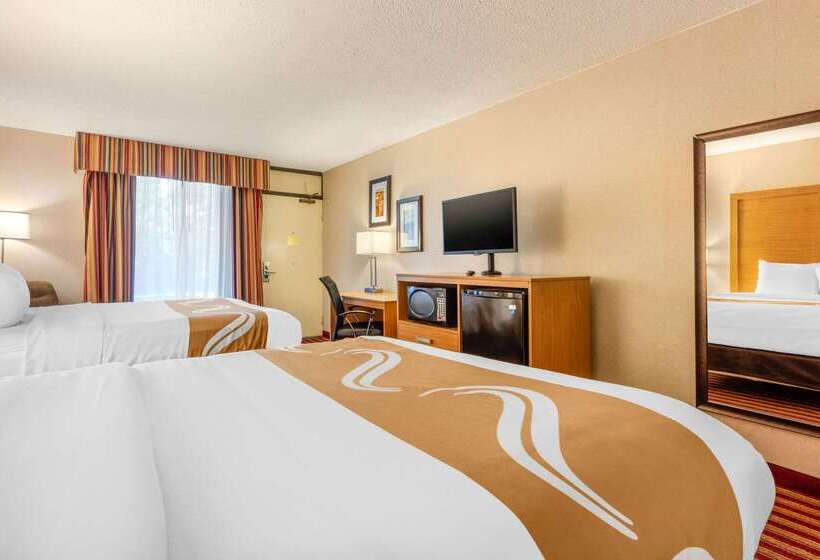 호텔 Quality Inn Exit 4