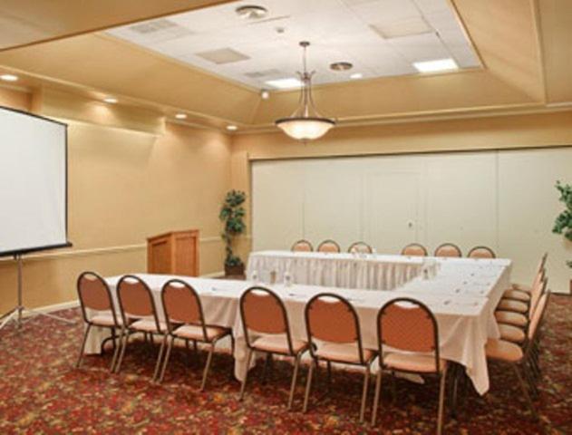 فندق Quality Inn