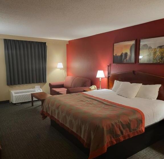 فندق Ramada By Wyndham Angola/fremont Area