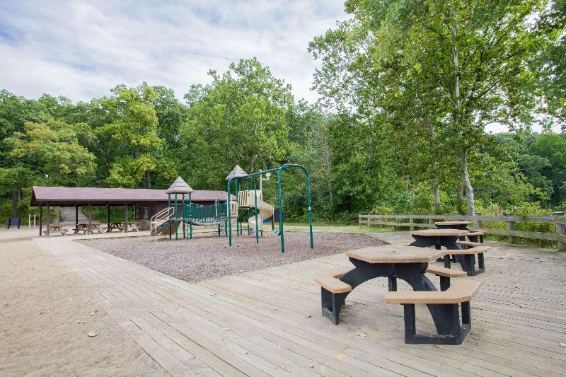 فندق Ramada By Wyndham Angola/fremont Area