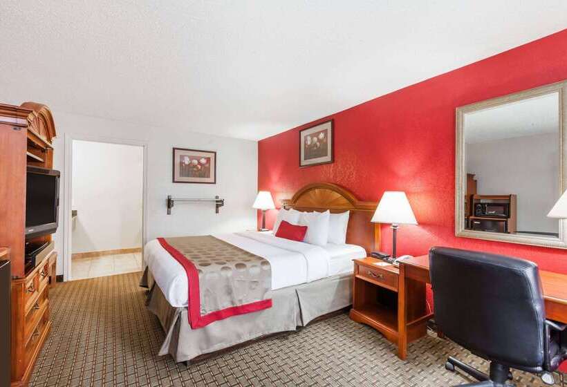 فندق Ramada By Wyndham New Iberia