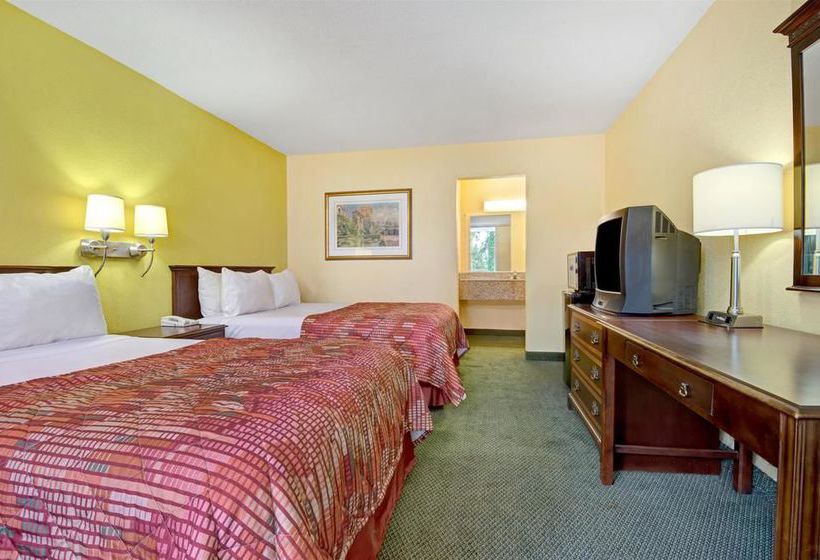 Szálloda Days Inn By Wyndham Montgomery Near Aum