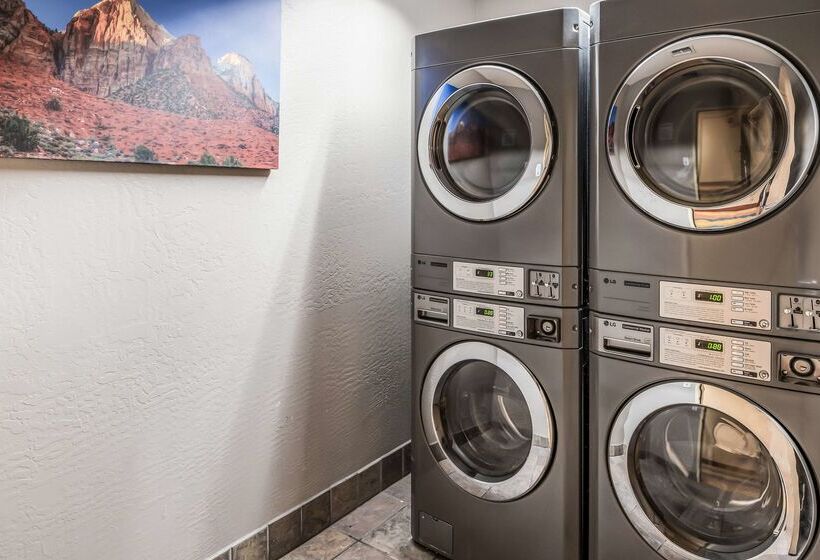 בית מלון כפרי Red Lion Inn & Suites Goodyear