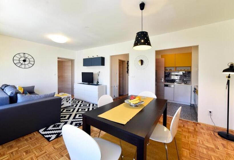 Apartment Place4u